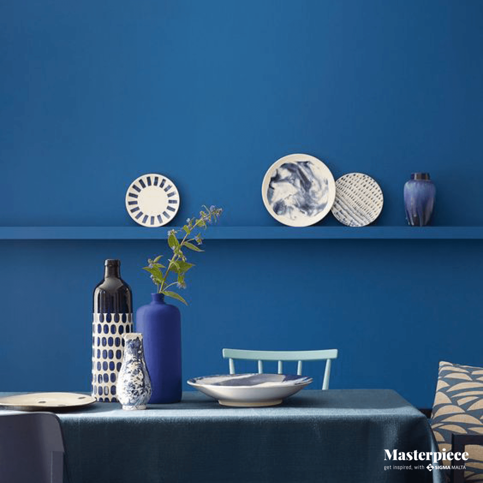 Living in Blue</br><span> Dining Table</span>